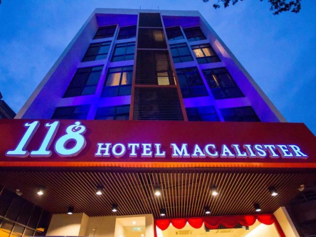 118 Hotel Macalister George Town Exteriör bild