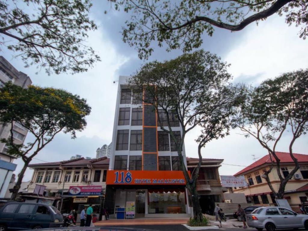 118 Hotel Macalister George Town Exteriör bild